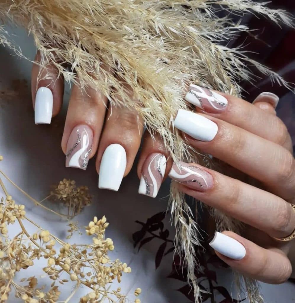 آموزش و سالن تخصصی ناخن سارا حزباوی در پادادشهر اهواز