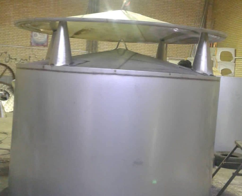 ساخت مخازن و دستگاه صنایع غذایی و دارویی و شیمیایی آریا صنعت در اصفهان