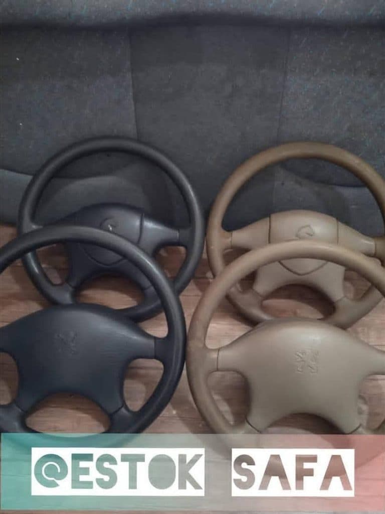 خرید و فروش خودروی اوراقی و تصادفی کیوان صفا در سقز