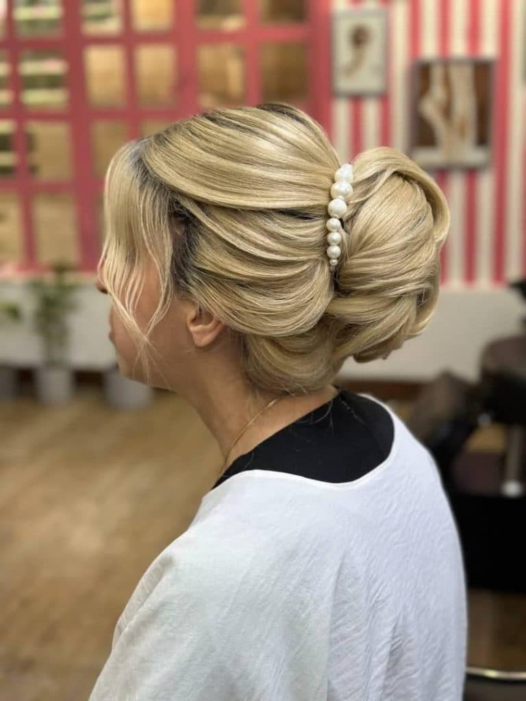 سالن زیبایی عصر جدید در قم