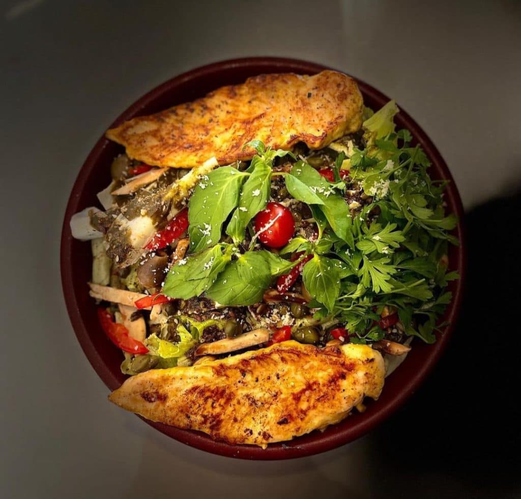 کافه رستوران لبن Leben در رودسر گیلان