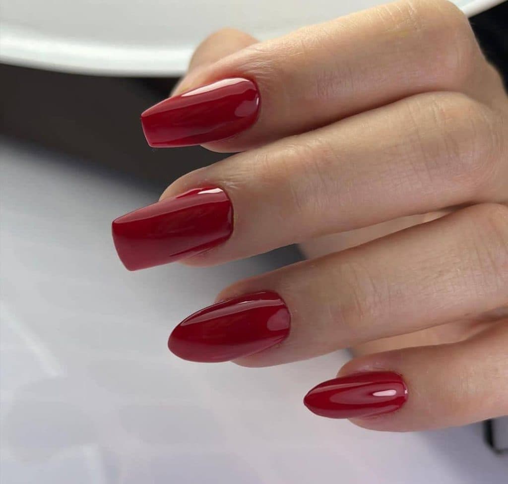 آموزش و خدمات کاشت ناخن و مانیکور سهیلا بختیاری در گرگان گلستان