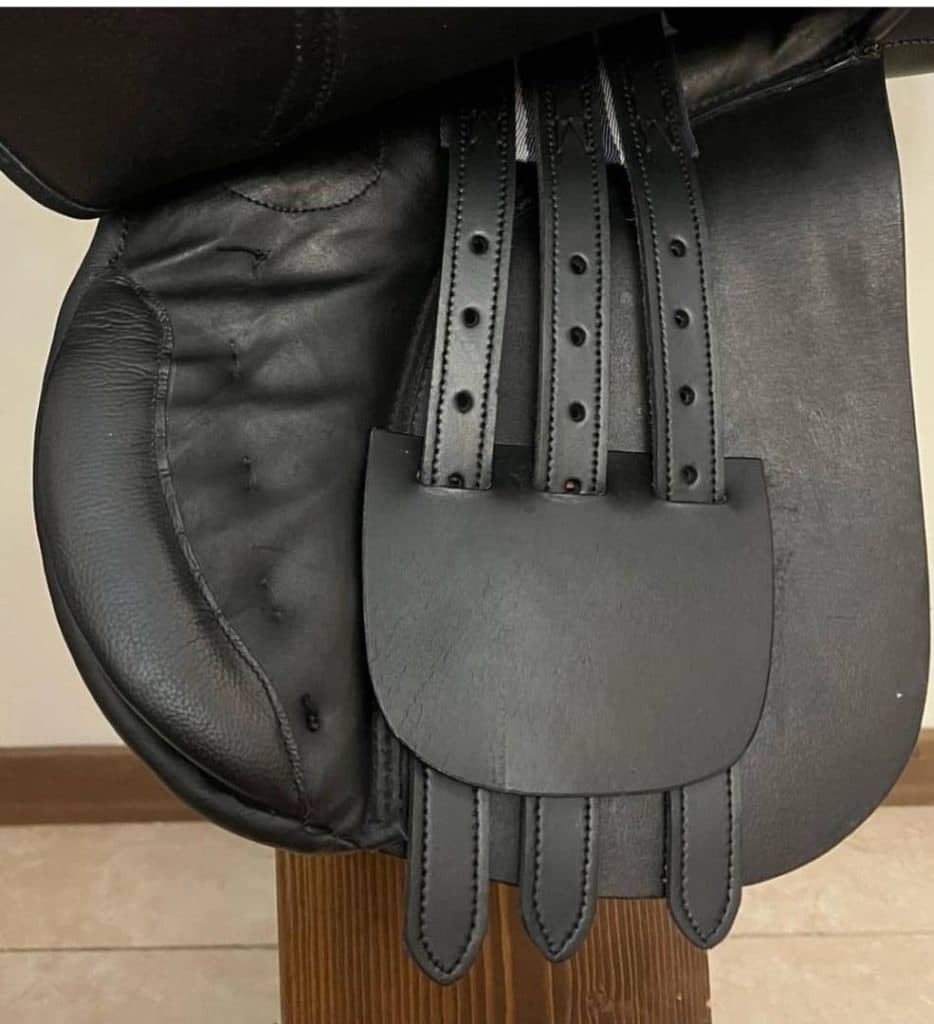 فروشگاه و تعمیرات لوازم سوارکاری چوگان فرهاد در خیابان خلیج تهران