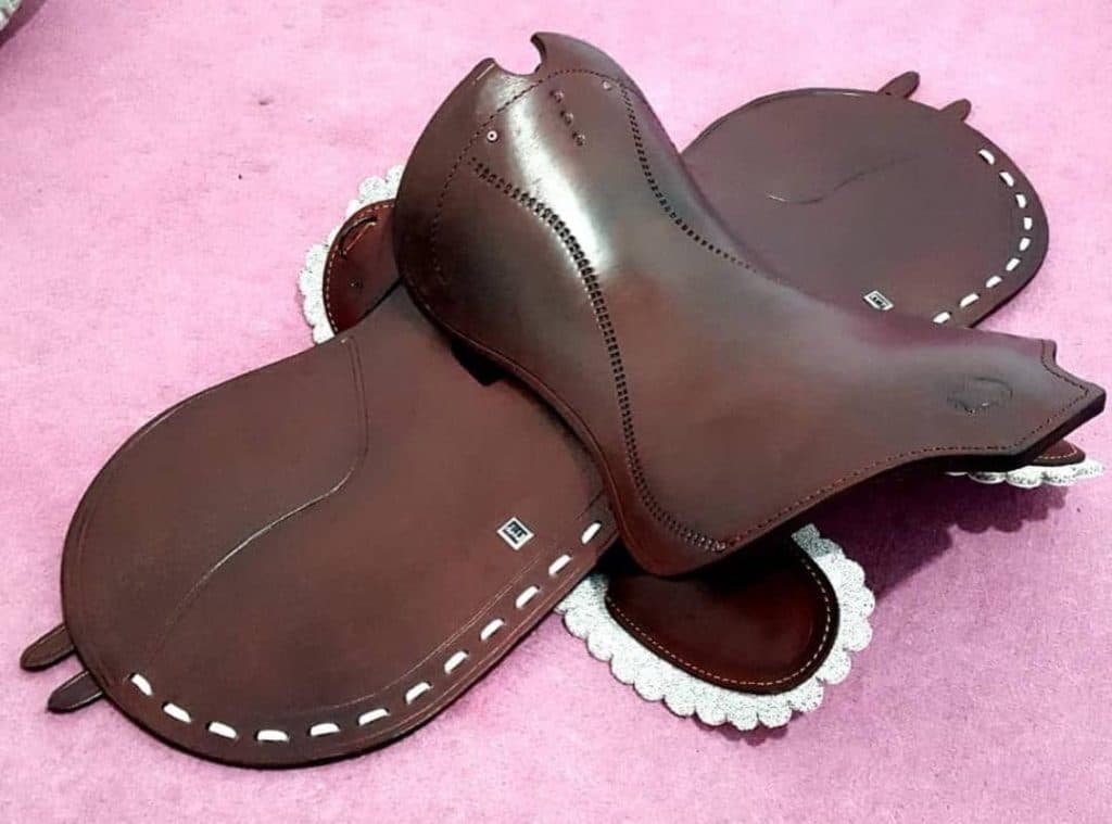 فروشگاه و تعمیرات لوازم سوارکاری چوگان فرهاد در خیابان خلیج تهران