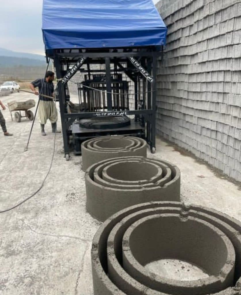 تولید دستگاه بلوک زن کم صدا و همزن ماسه گیر کیفی کار در بابل مازندران