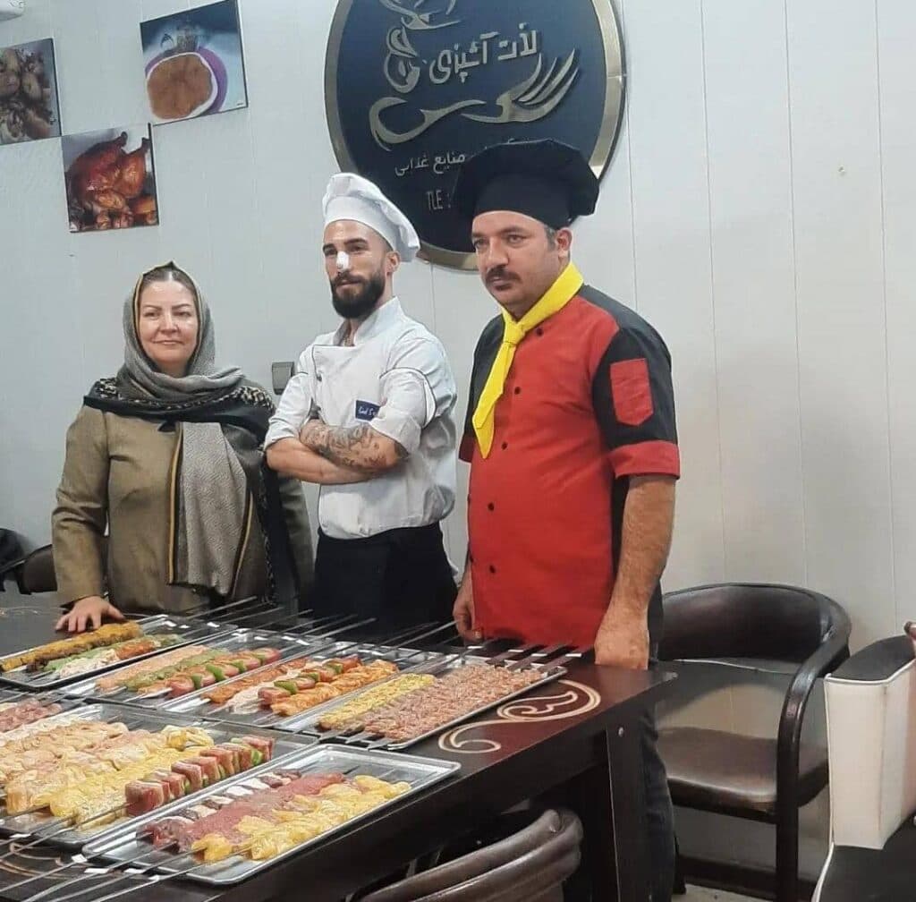 آموزشگاه آشپزی و شیرینی پزی لذت آشپزی در گلستان اسلامشهر