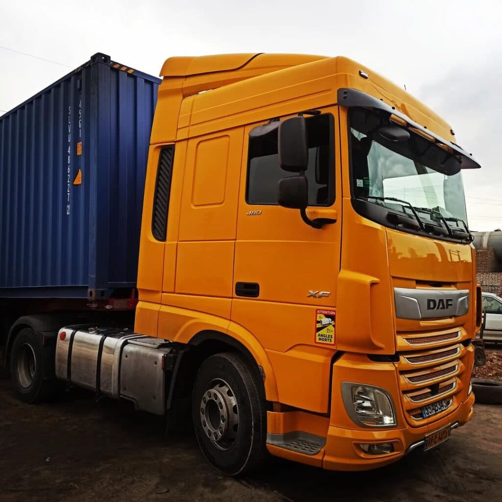 باک سازی ماشین سنگین کامیون و کامیونت اطمینان در یزد