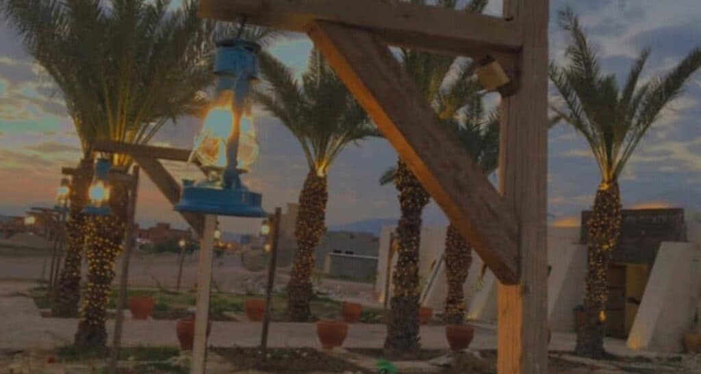 مجموعه گردشگری و اقامتگاه سنتی کاروانسرای احمد خان بستک هرمزگان