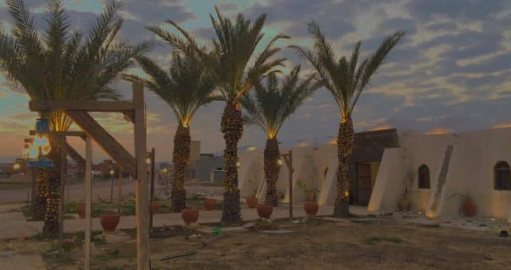 مجموعه گردشگری و اقامتگاه سنتی کاروانسرای احمد خان بستک هرمزگان