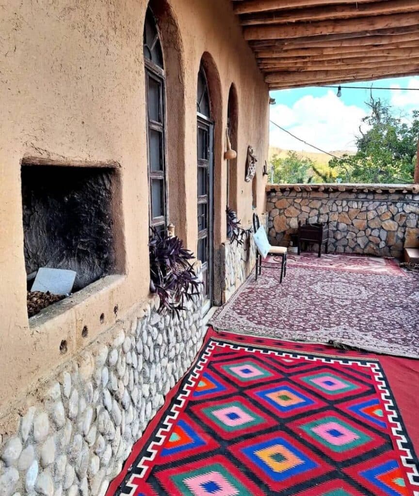 اقامتگاه بوم گردی ارجنک سرچهان فارس