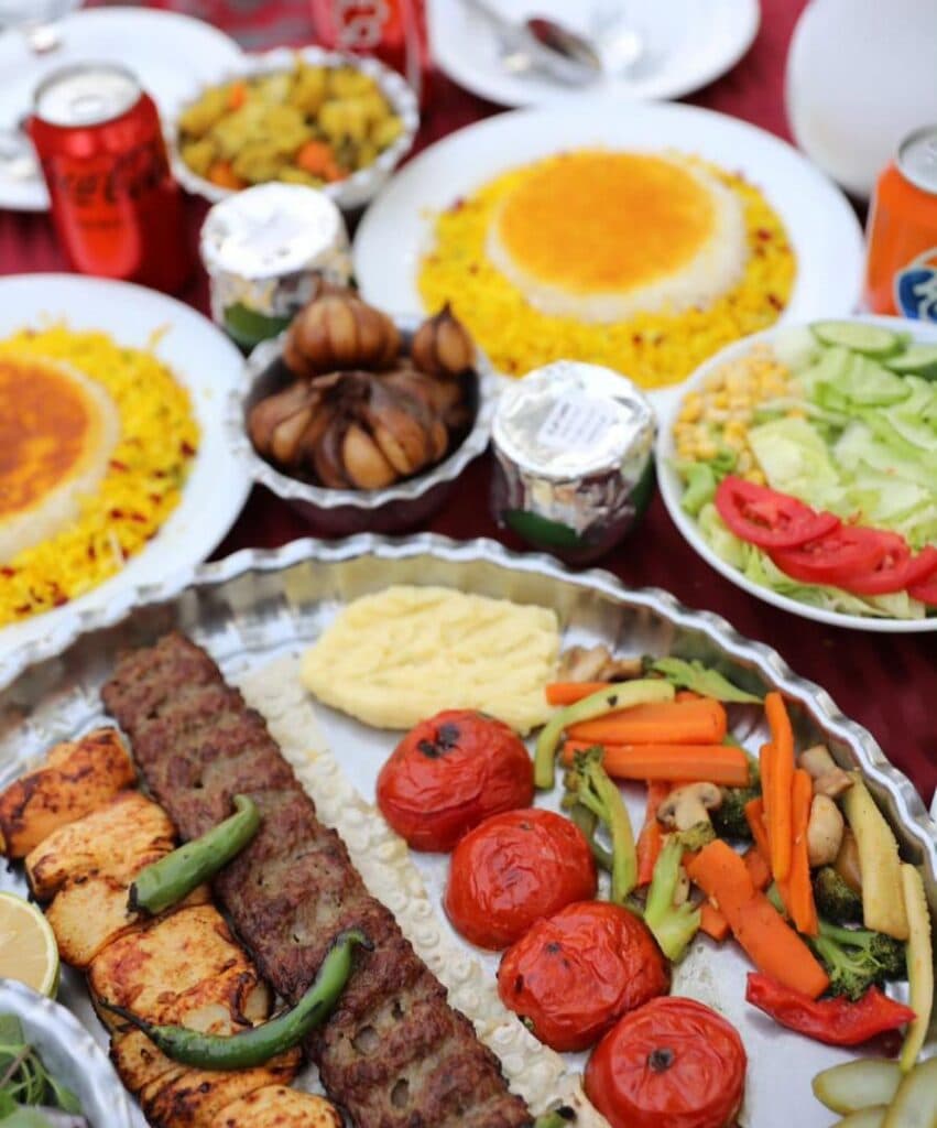 باغ رستوران پاسارگاد در فشم