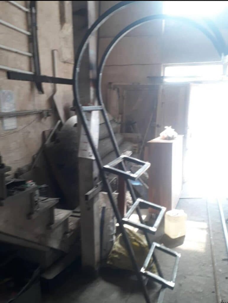 سازنده درب و پنجره و صنایع جوشکاری و فلزی حمید در تبریز