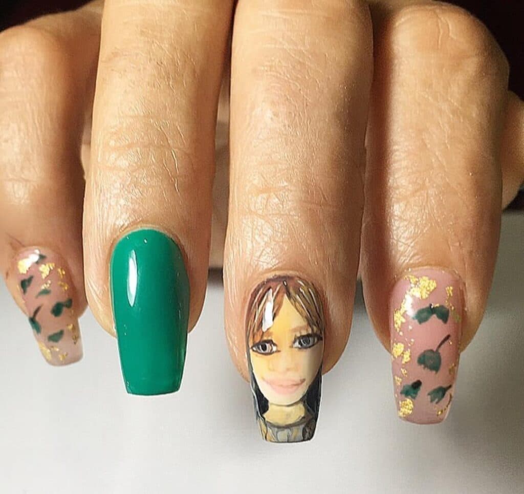 آموزشگاه و سالن تخصصی ناخن فشن دی Fashion day در چالوس