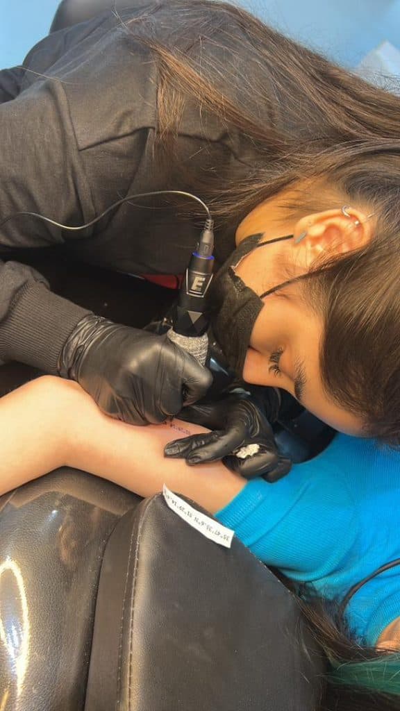 آموزش و خدمات تخصصی تاتو بدن مرجان طروی در سبزوار