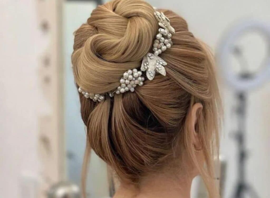 سالن زیبایی VIP عروس لنا امینی در سالاریه قم