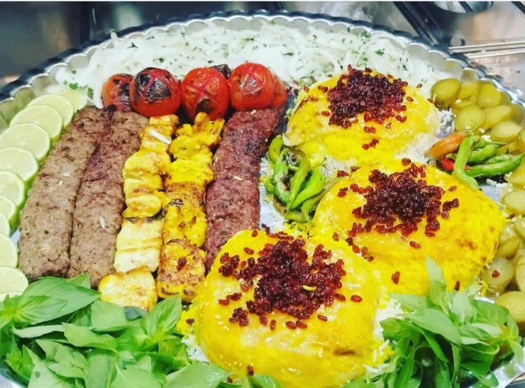 کباب ساطوری بناب ستارخان در دورود