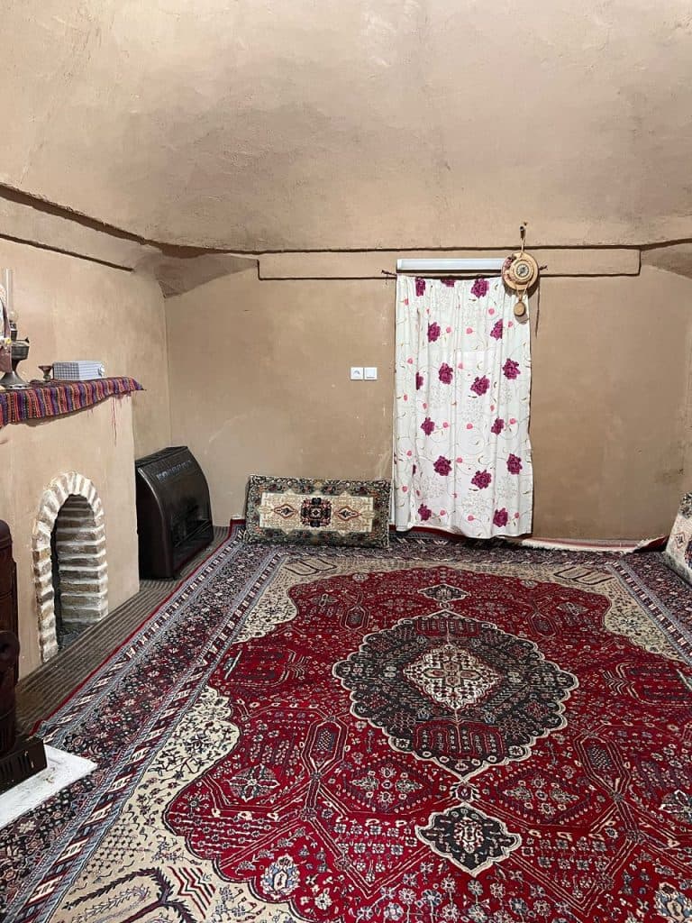 اقامتگاه بوم گردی خوشینه در بیرجند