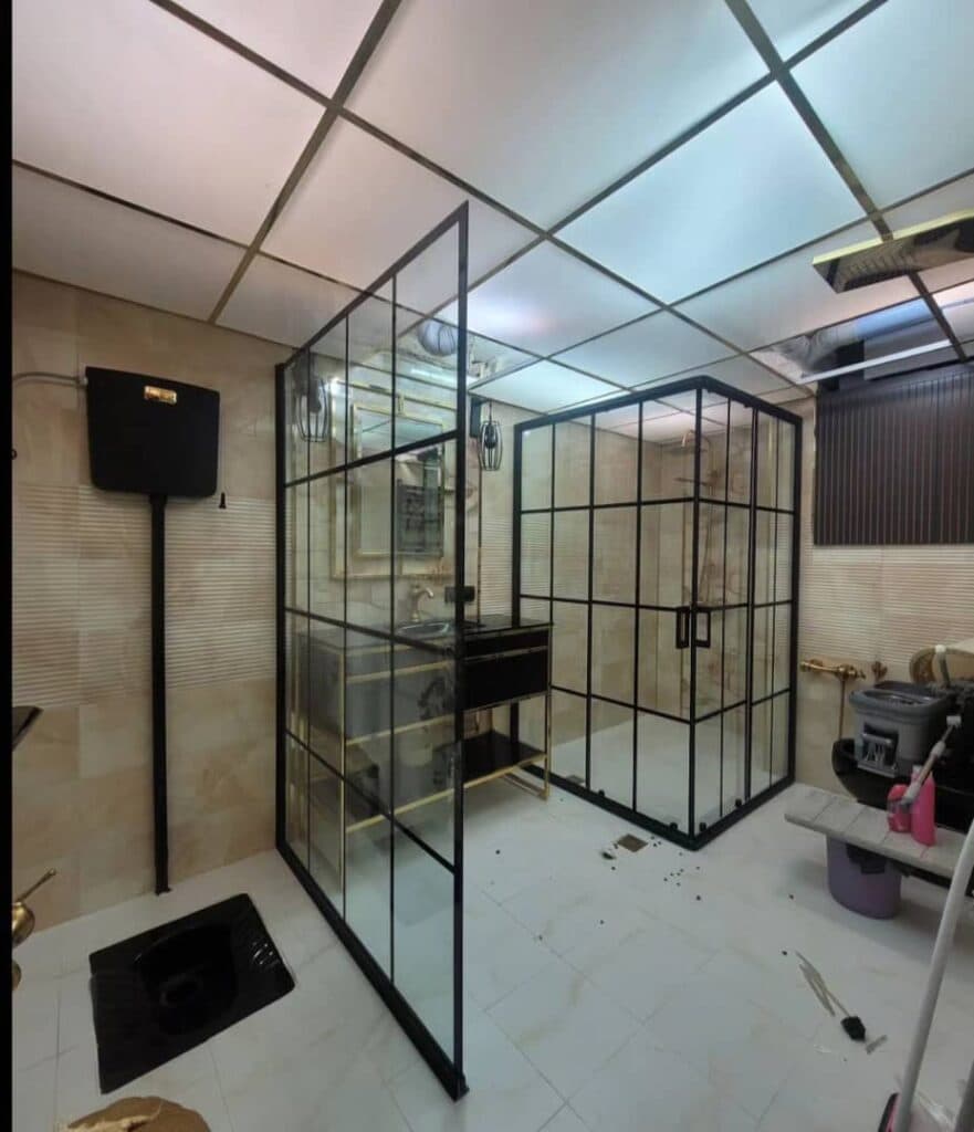 فروش اجرا و نصب شیشه سکوریت بالکن شیشه ای دوش کابین فراجام در تبریز