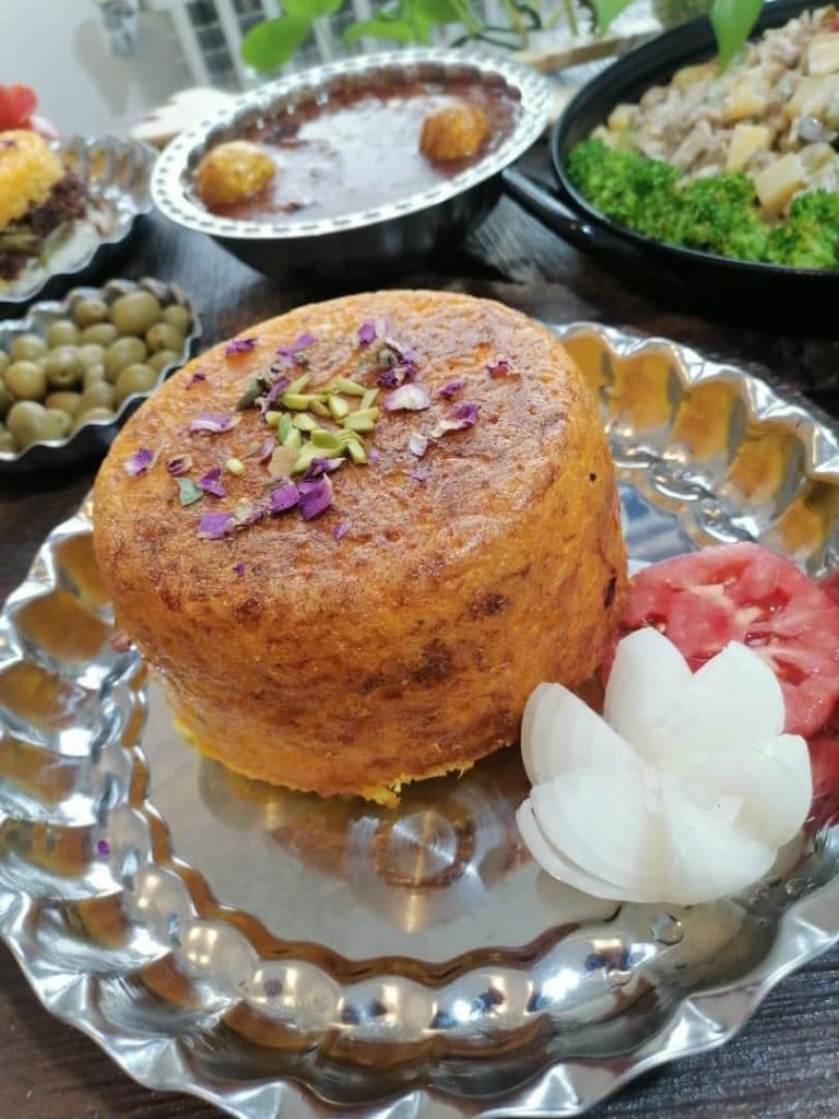 آموزشگاه آشپزی و شیرینی پزی ویلانی در شهران شمالی تهران