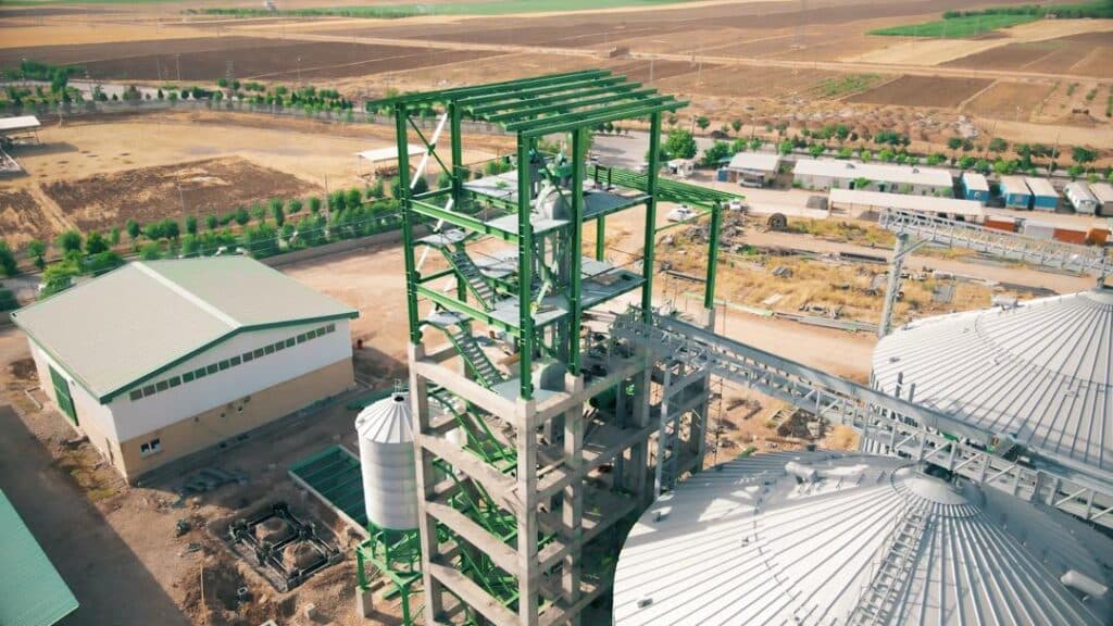 طراحی تولید و نصب سازه های فلزی گروه صنعتی عمران سازه در کرمانشاه