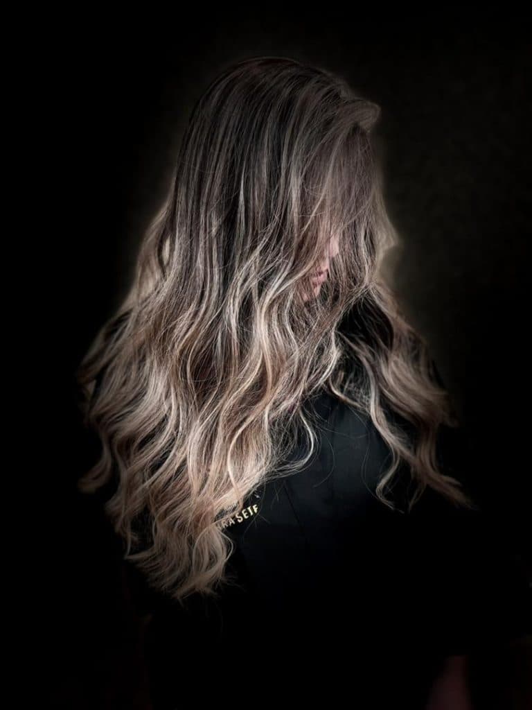 آکادمی فوق تخصصی رنگ و لایت زهرا سیف در نازی آباد تهران