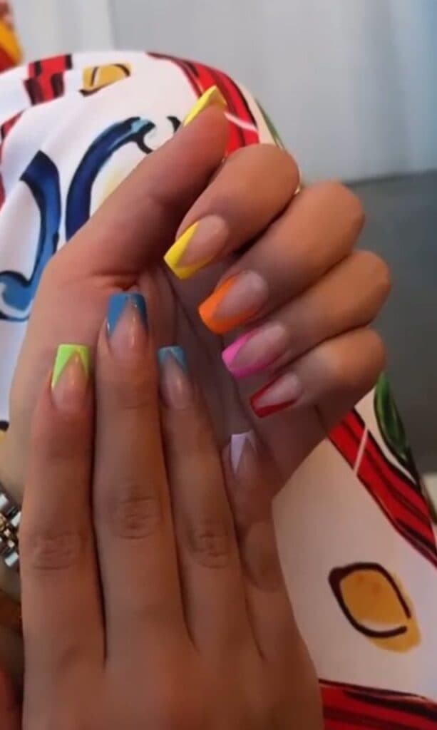 سالن زیبایی ستاره های سهیل در زعفرانیه تهران