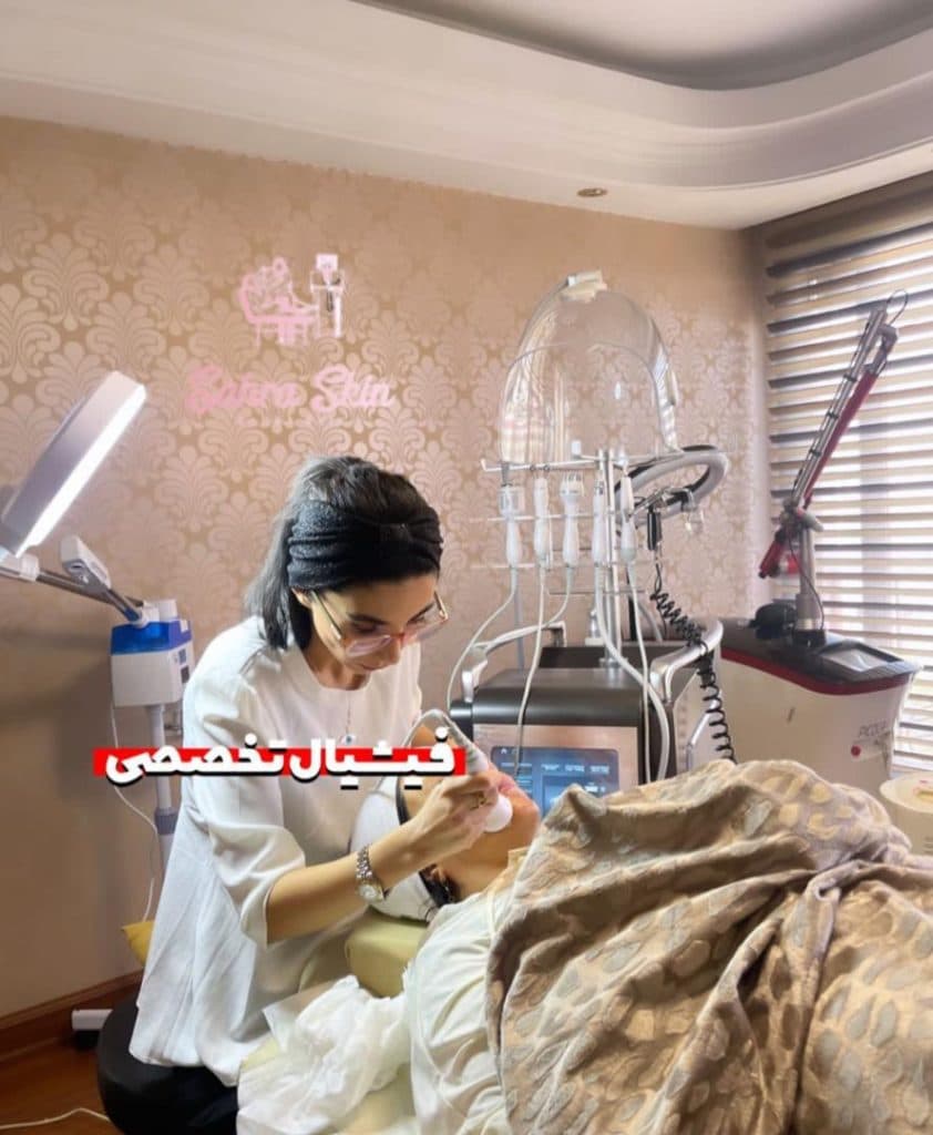 کلینیک زیبایی تندیس در سعادت آباد تهران