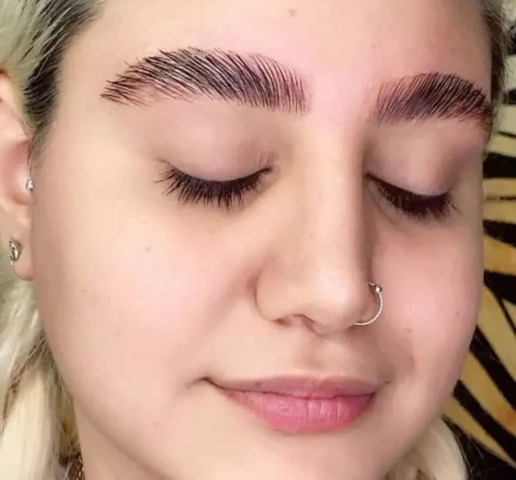 آموزشگاه و سالن زيبایی نیلوفر قدوسی در بجنورد