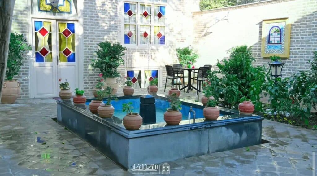 بوتیک هتل ملک التجار در مشهد