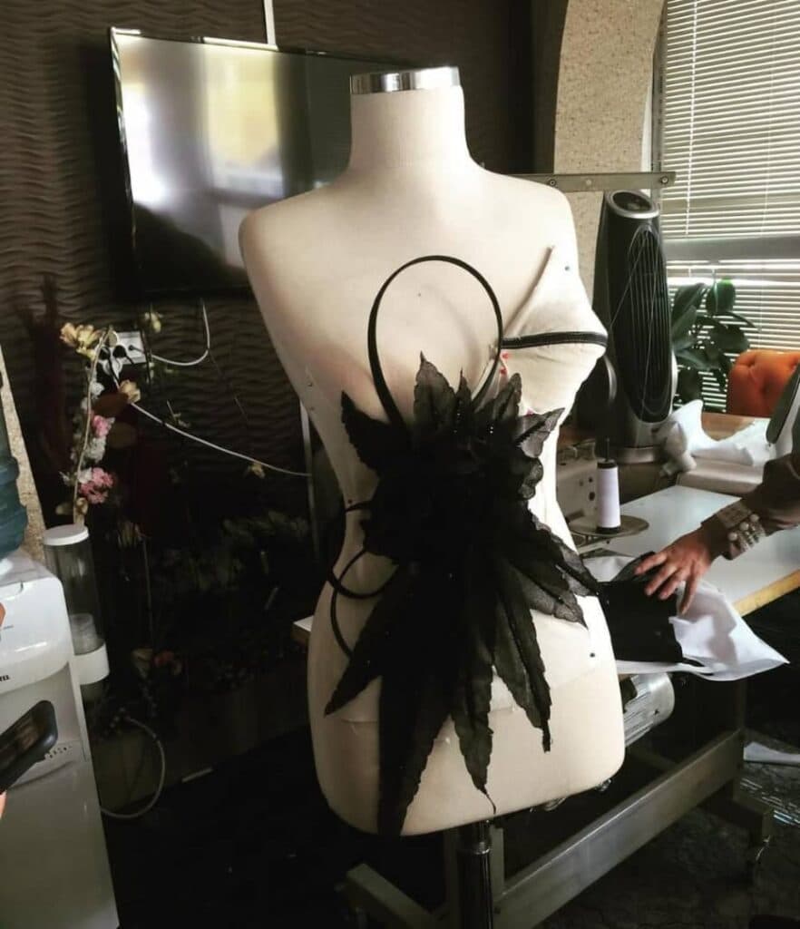 آموزشگاه خیاطی و طراحی لباس پوشینه در پیشوا تهران