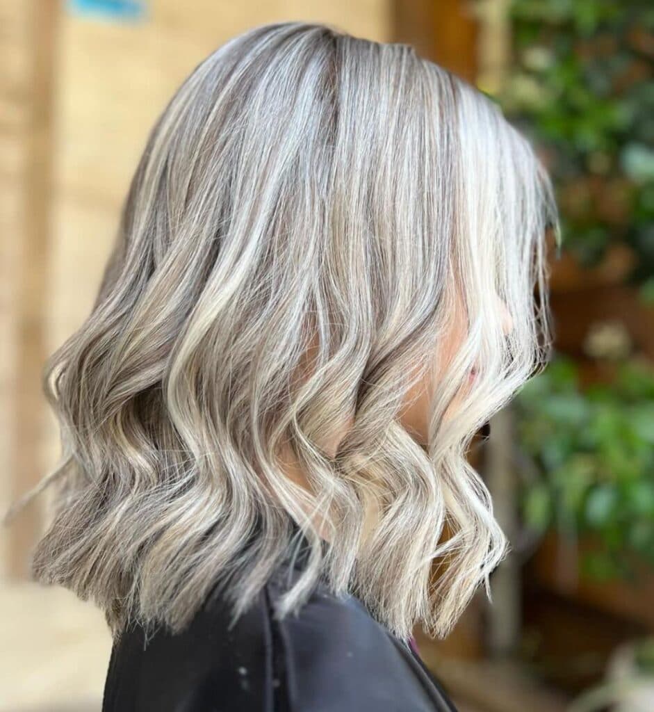 آموزشگاه و سالن زیبایی ماه پرندیس در کرمان