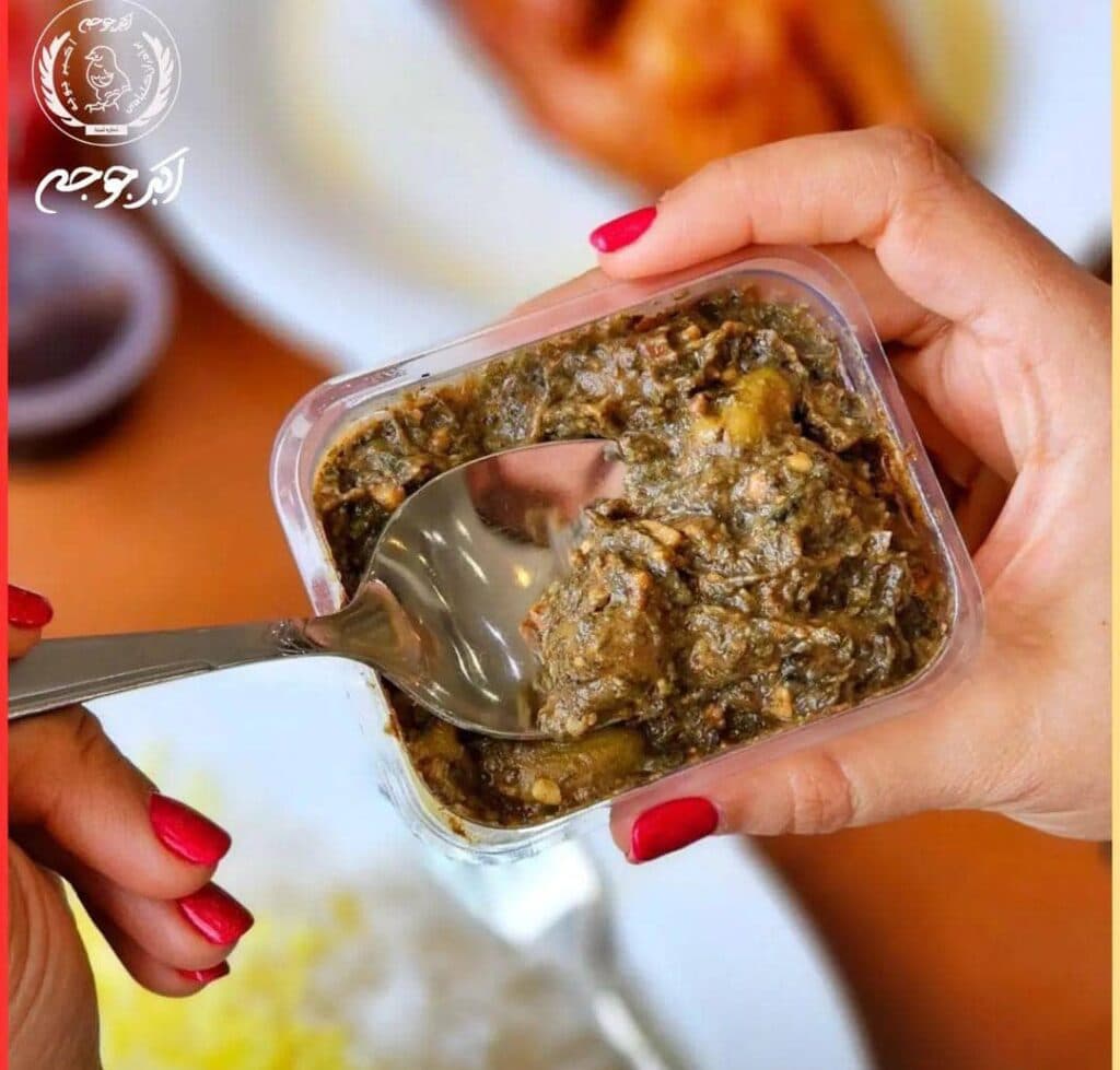 رستوران اکبرجوجه خاص اصل گلوگاه در کرمان