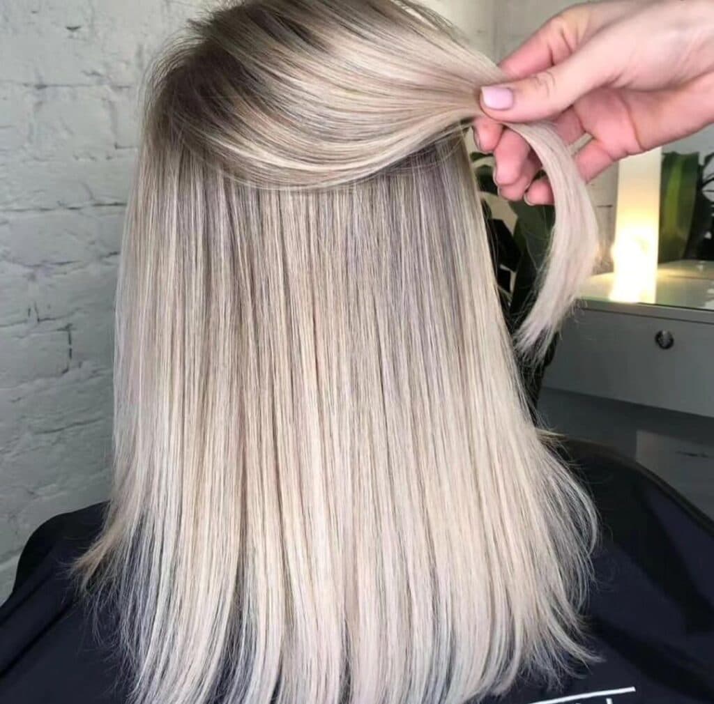 سالن زیبایی و خدمات تخصصی رنگ و مراقبت مو مدیا در بوشهر