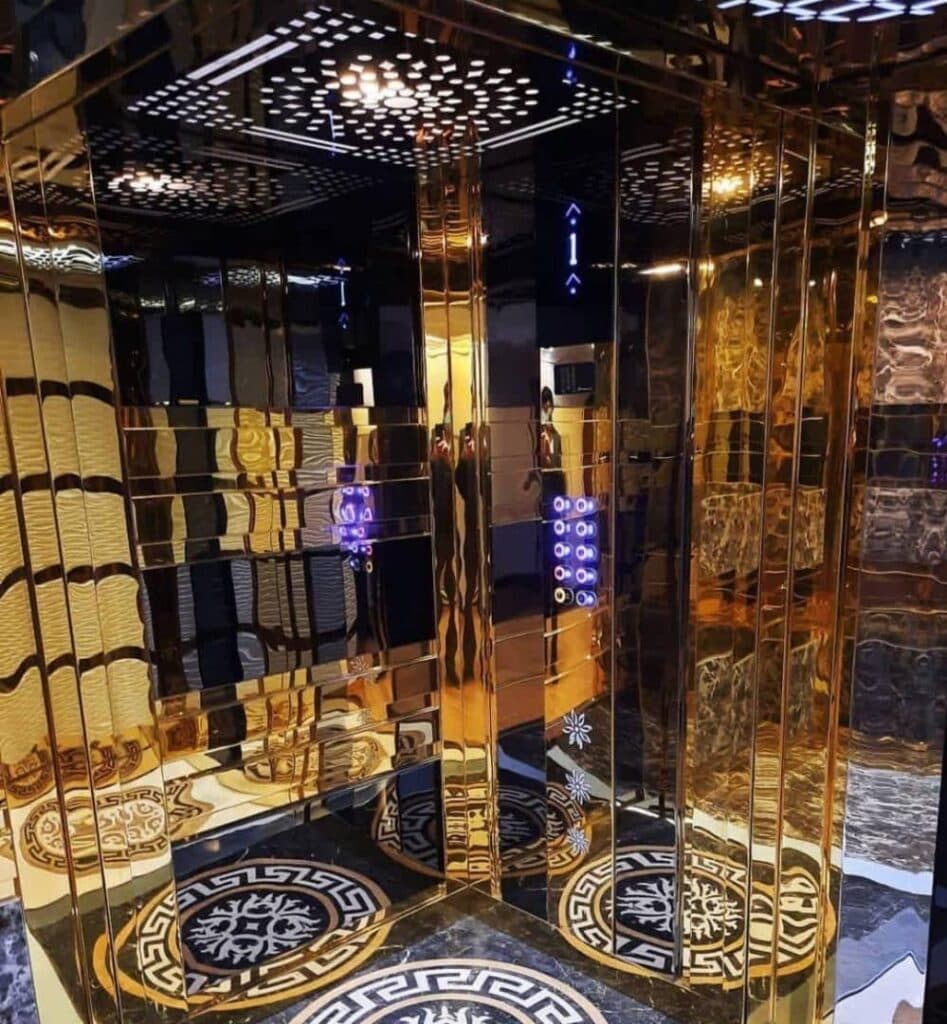 آسانسور کارا صعود در رباط کریم