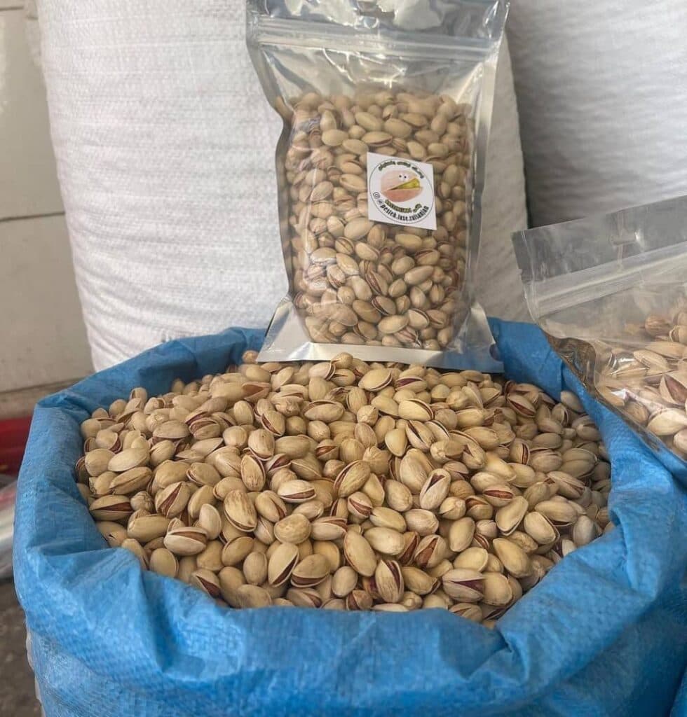 خرید و فروش آجیل و خشکبار پسته لوکس بافتی در رفسنجان