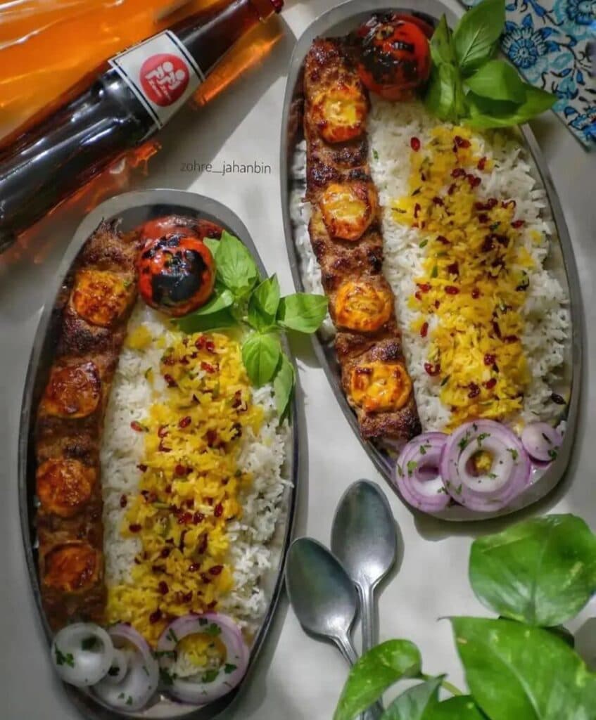 رستوران و مرغ کنتاکی همشهری در خرمشهر زاهدان