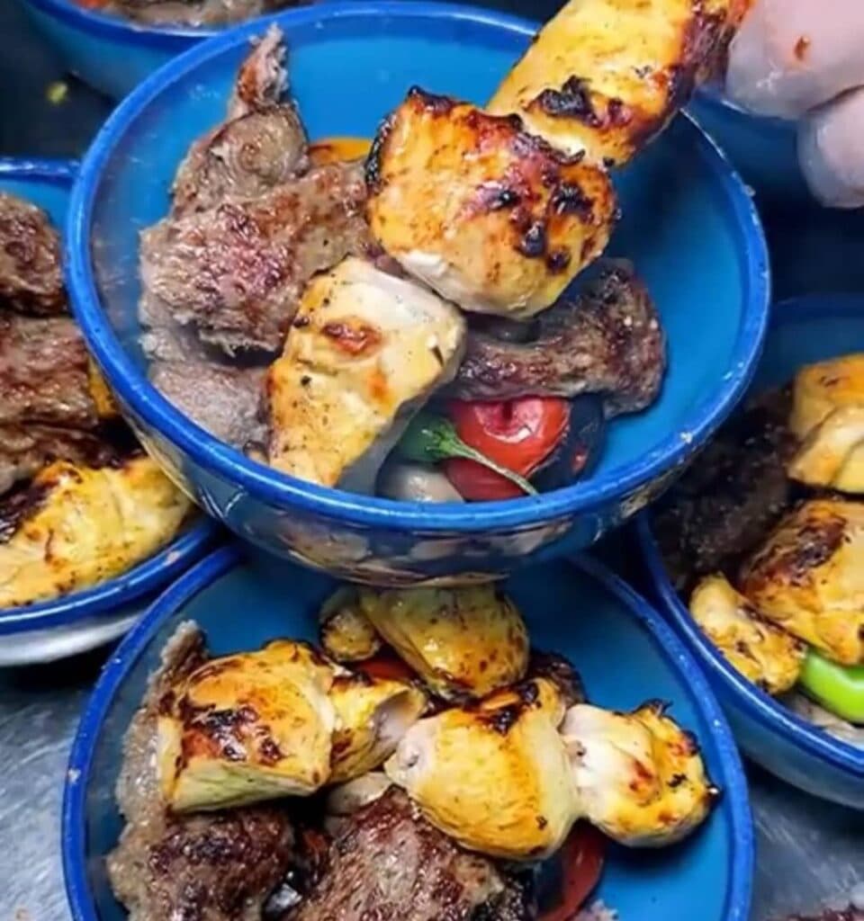 کاسه کباب کاکو در مامونیه ساوه