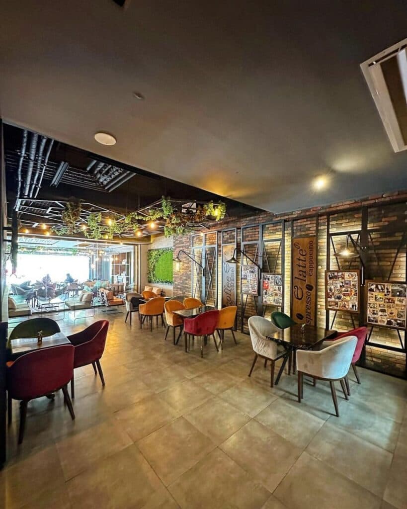 کافه رستوران فیکا در تبریز