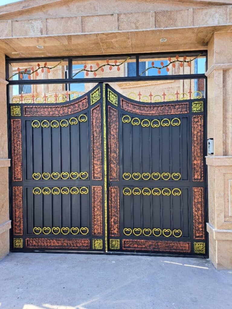 نقاشی اکرولیک کنتکس و پلاستیک ساختمان و کناف اکبری در بابل