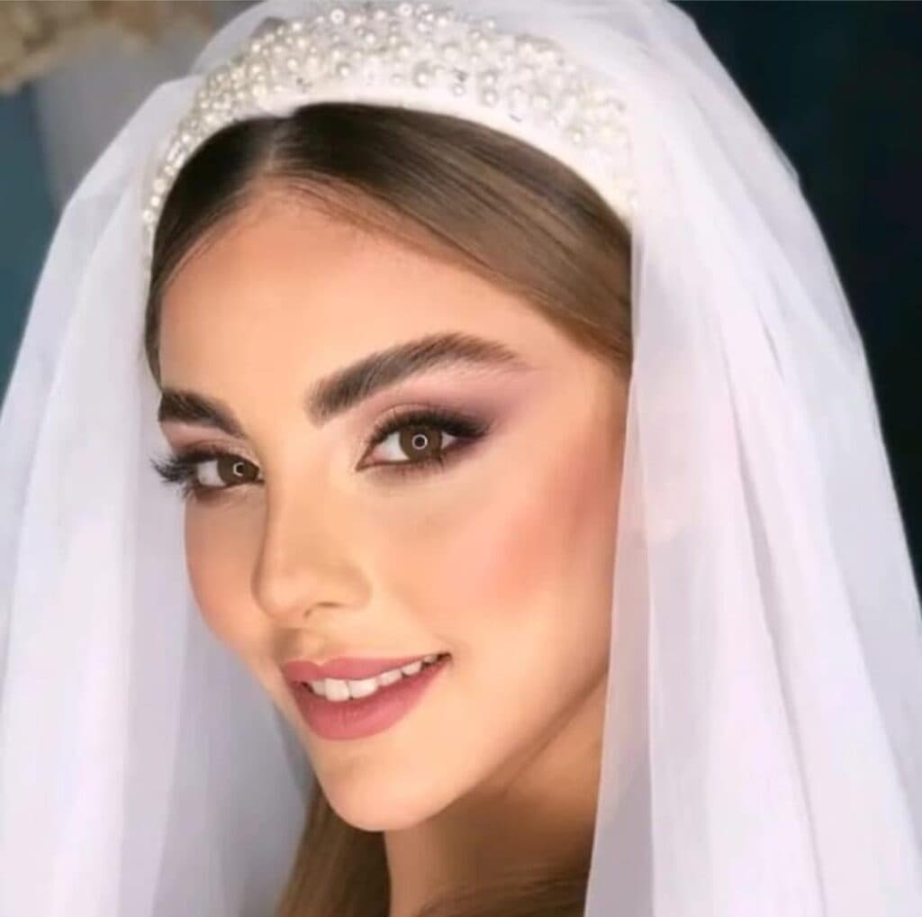سالن زیبایی و آموزشگاه مراقبت و زیبایی هنسه در زاهدان