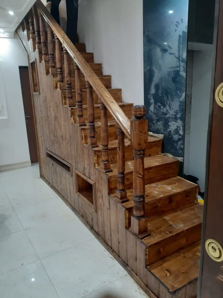 نقاشی ساختمان رنگ آمیزی و طراحی گیلانی در تنکابن مازندران