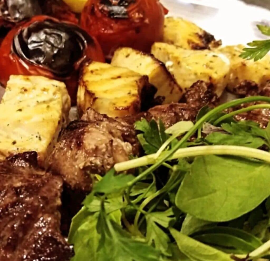 کباب سرای اصیل در قزوین