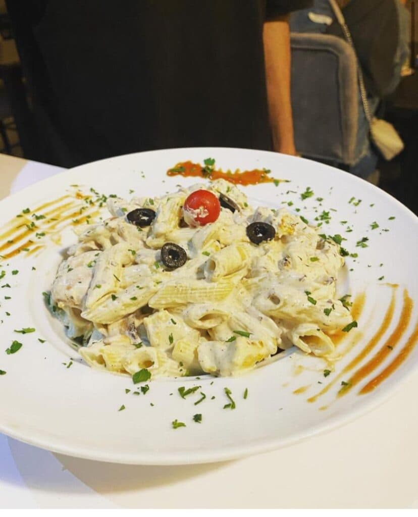 کافه رستوران ام سی در بابلسر