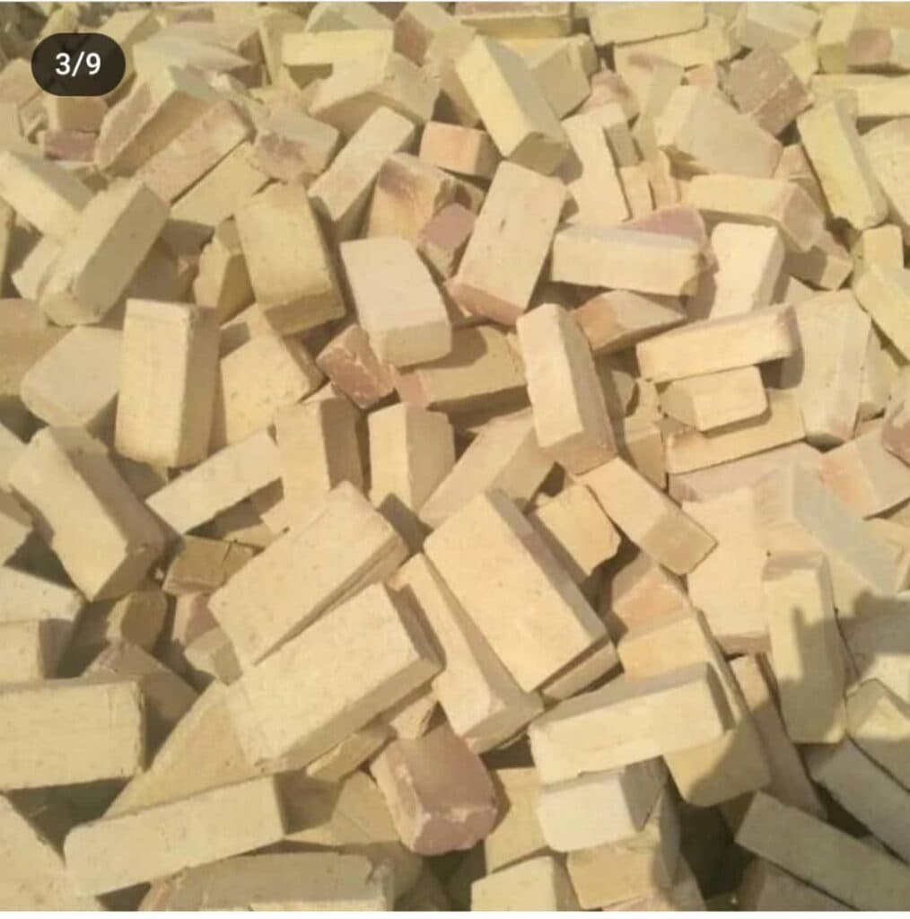 پخش و فروش سفال شال گچ خاک سیمان مصالح ساختمانی تکماش در رشت گیلان