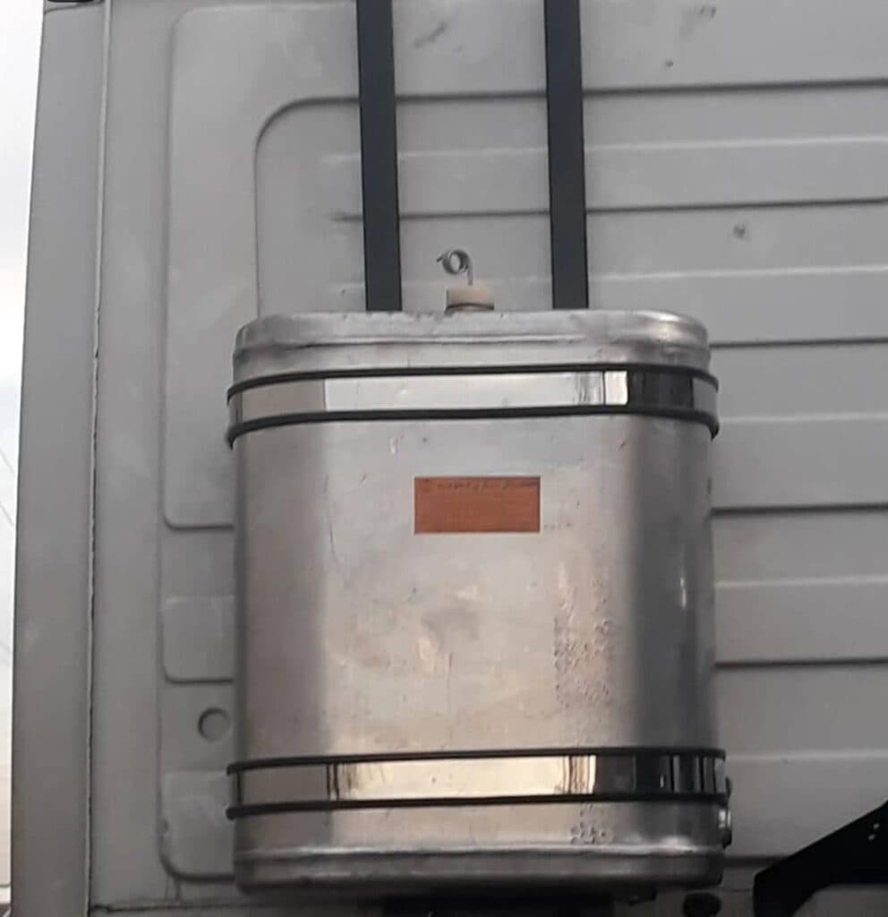 استیل کاری کامیون موسوی در مشهد