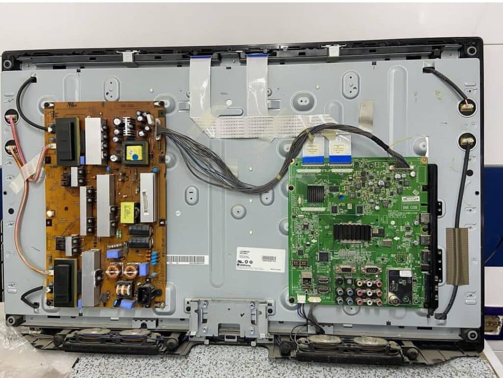 تعمیرات تلویزیون فنی و مهندسی حسینی در کرمان