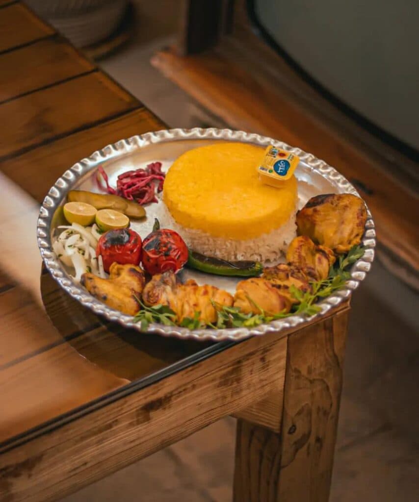 کافه رستوران چتر در یزد