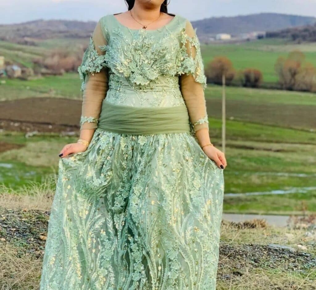 آموزشگاه فنی و حرفه ای خیاطی احمدی در بانه کردستان