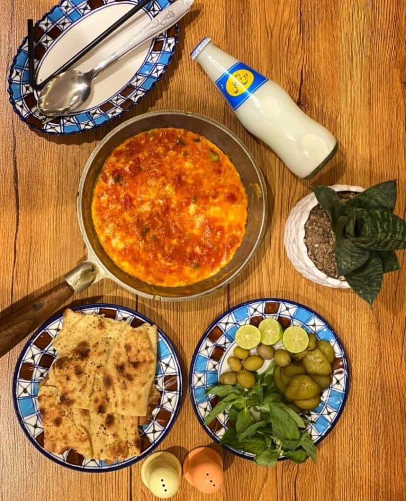 کافه صبحانه نبات در یزد