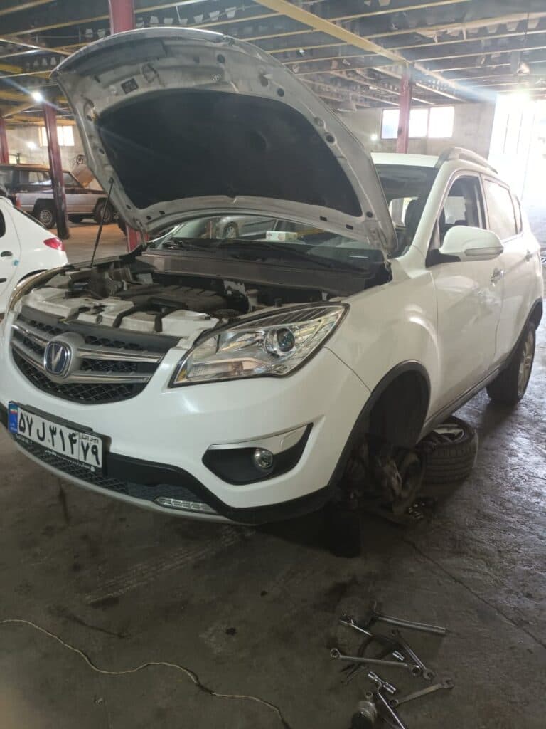 مرکز فوق تخصصی تعمیر و شارژ کمک فنر ایرانی و خارجی کاوه در قزوین